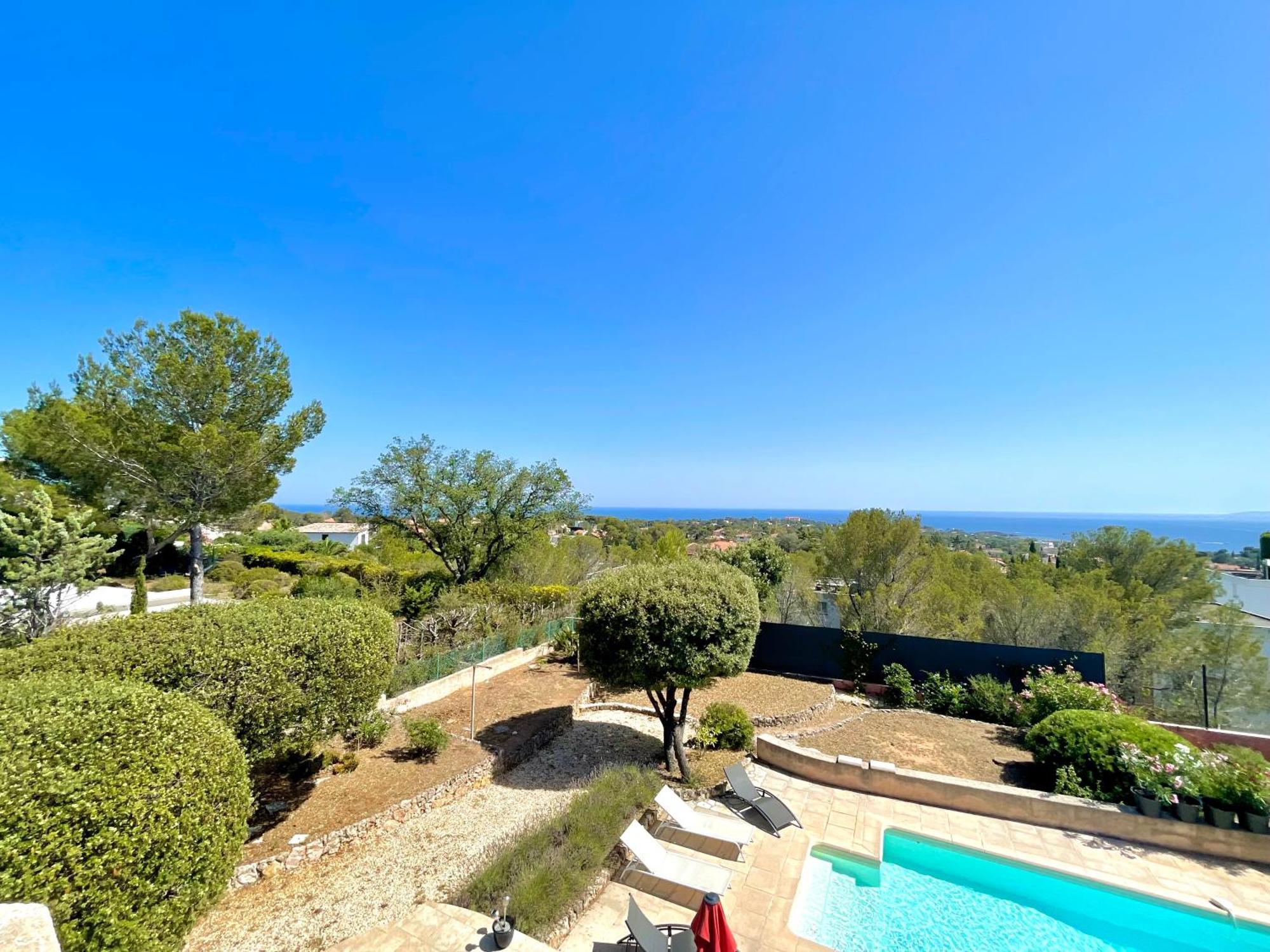 Charming French Riviera Villa // Pool, Seaview, Ac, 9Pax // Saint-Raphaël Exterior foto